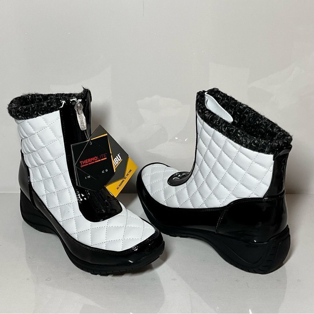 Khombu Megan Waterproof Front-Zip Winter Boots